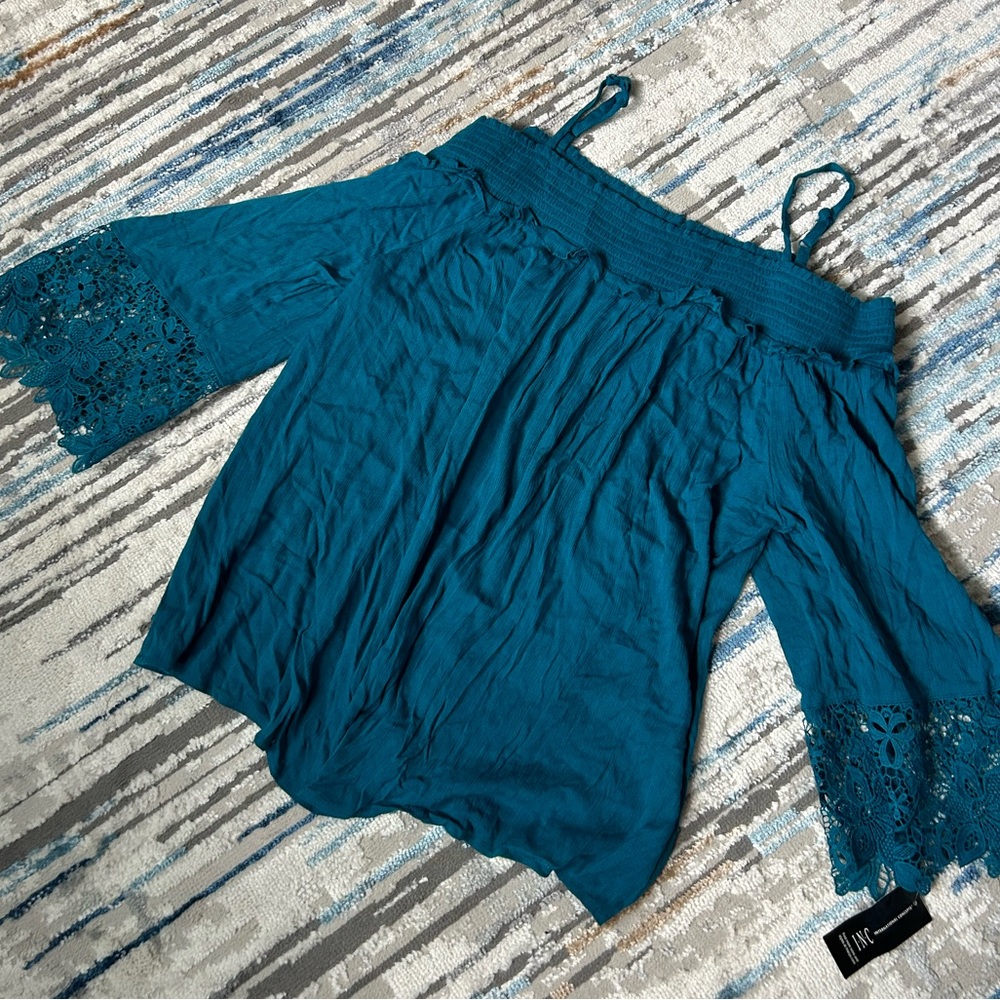 Womenʻs INC top XXL